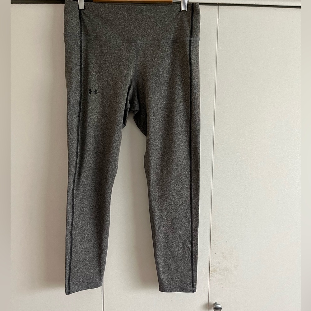 Under Armour Medium Compression Gray Leggings - Size XL